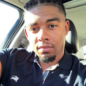 Meet your Posher, Deekay